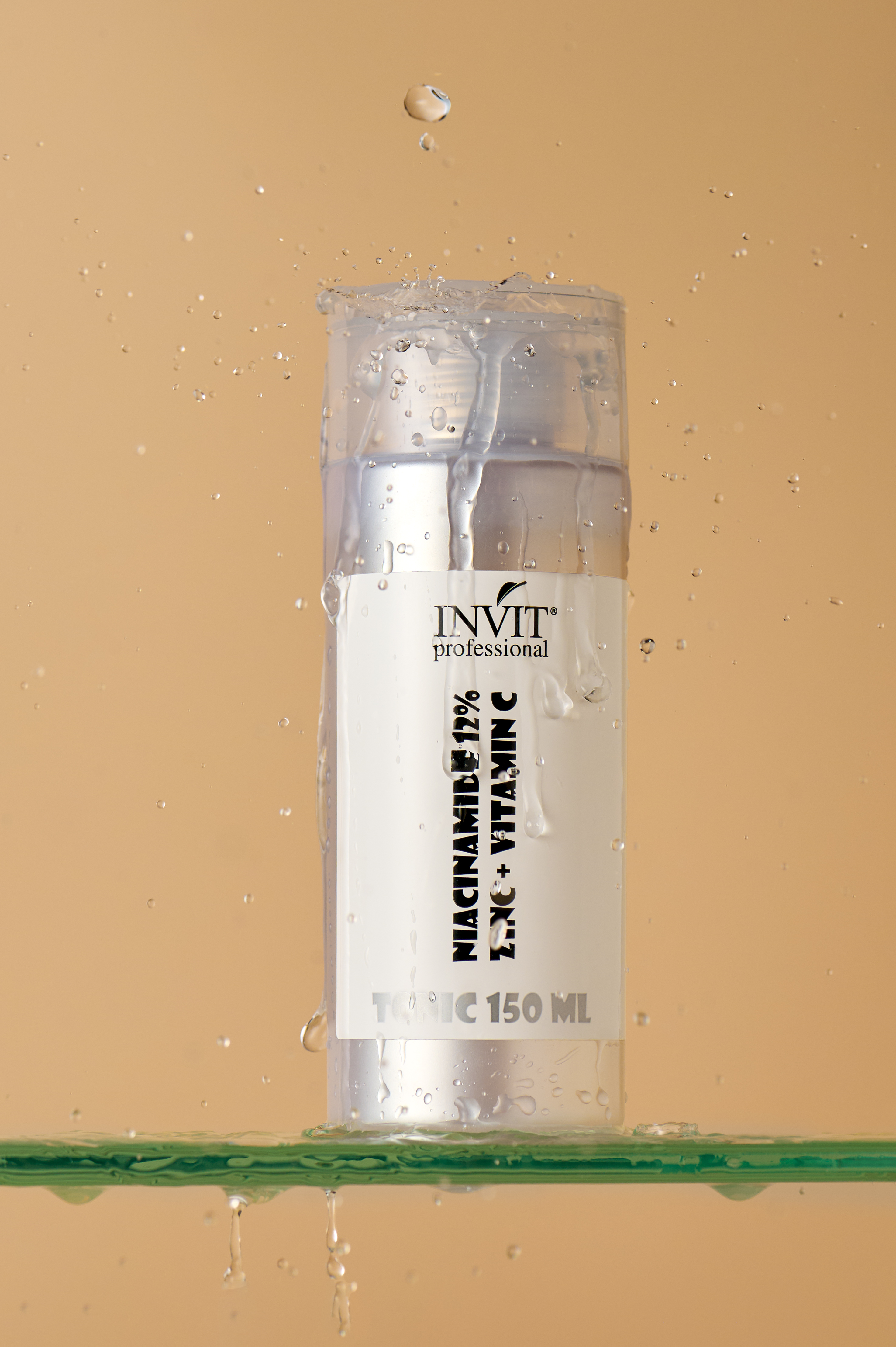 Фото Тоник для глубокого очищения пор с ниацинамидом 12%, цинком и витамином С, 150 мл