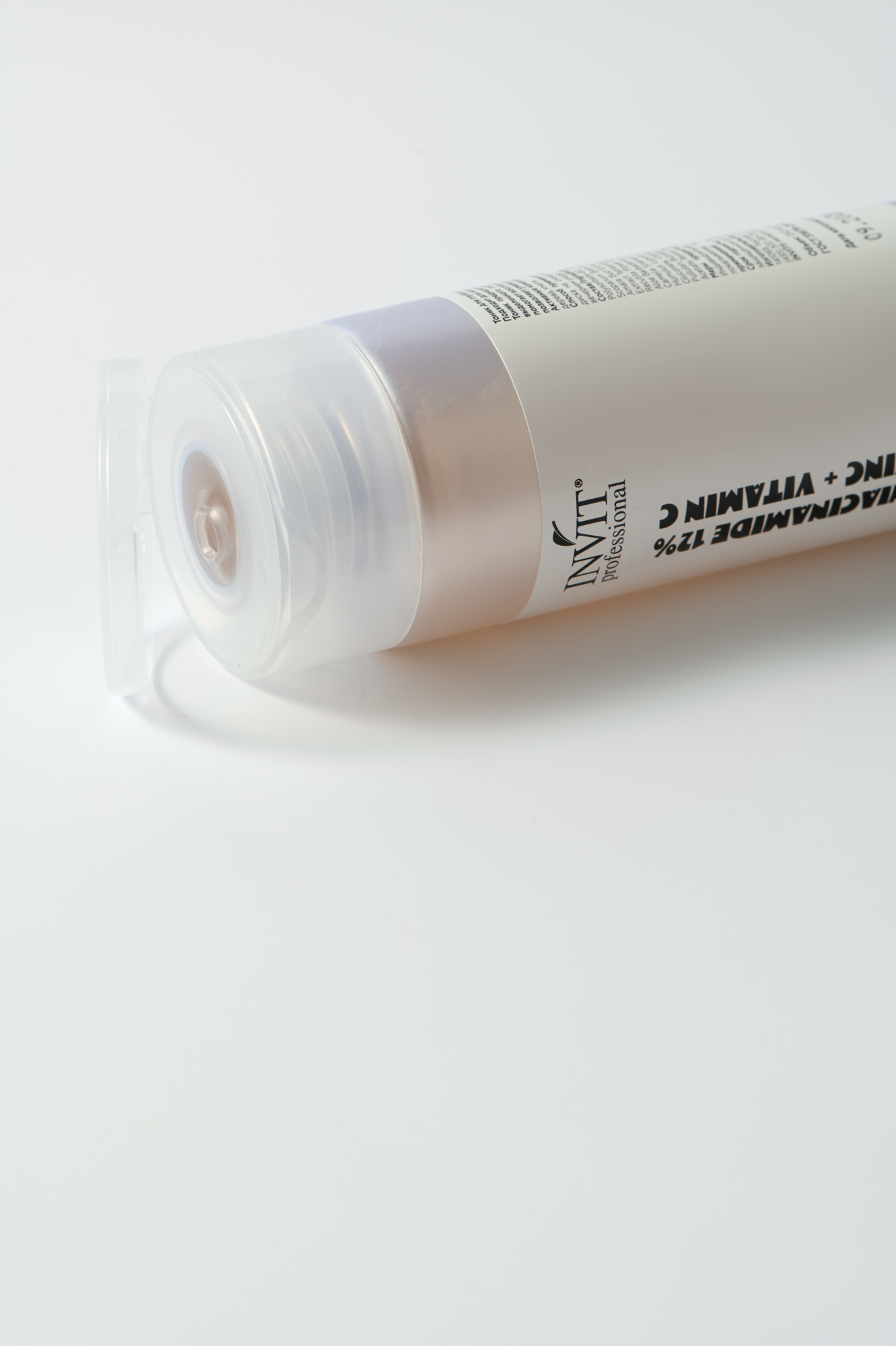 Фото Тоник для глубокого очищения пор с ниацинамидом 12%, цинком и витамином С, 150 мл