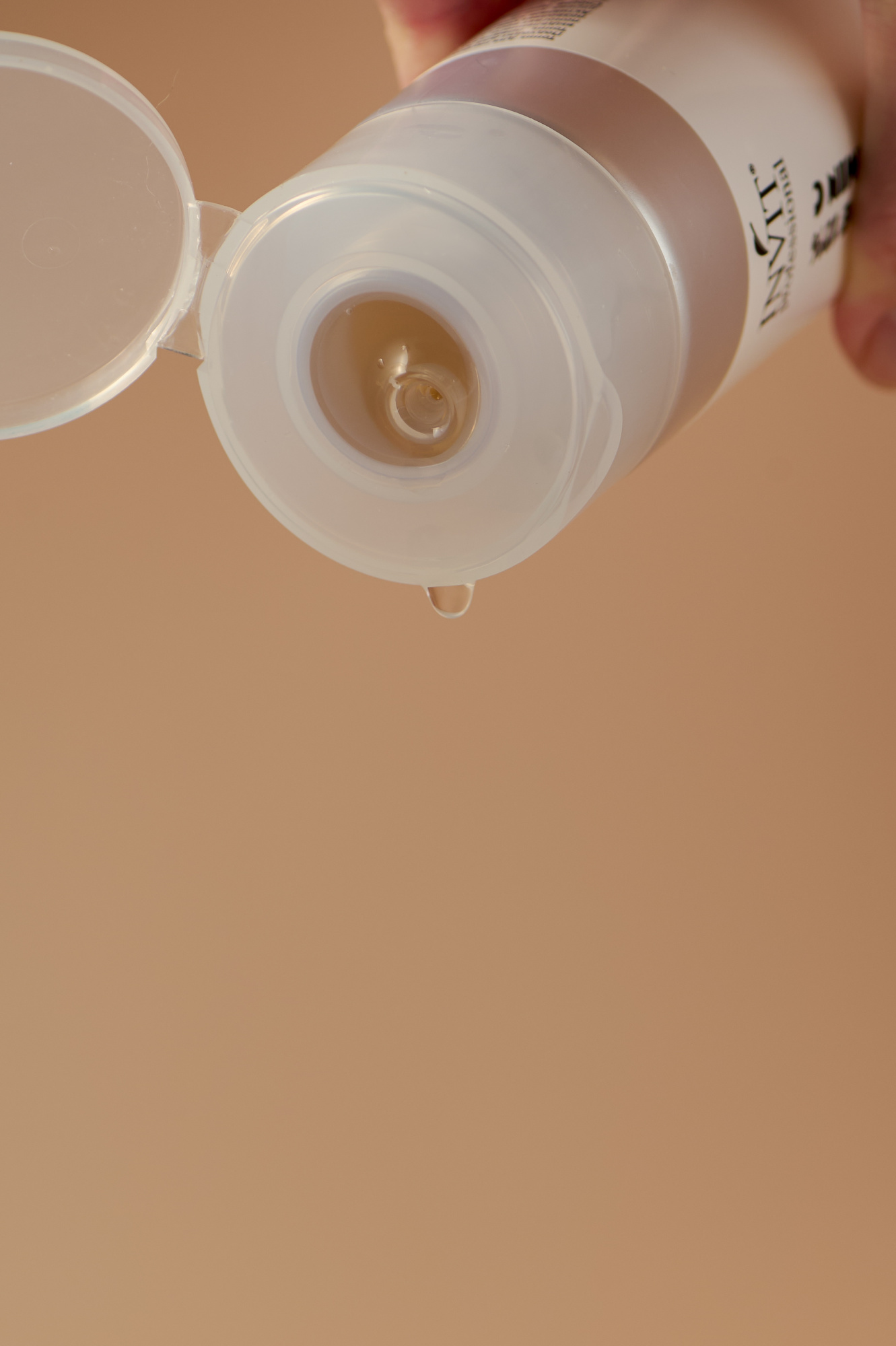 Фото Тоник для глубокого очищения пор с ниацинамидом 12%, цинком и витамином С, 150 мл