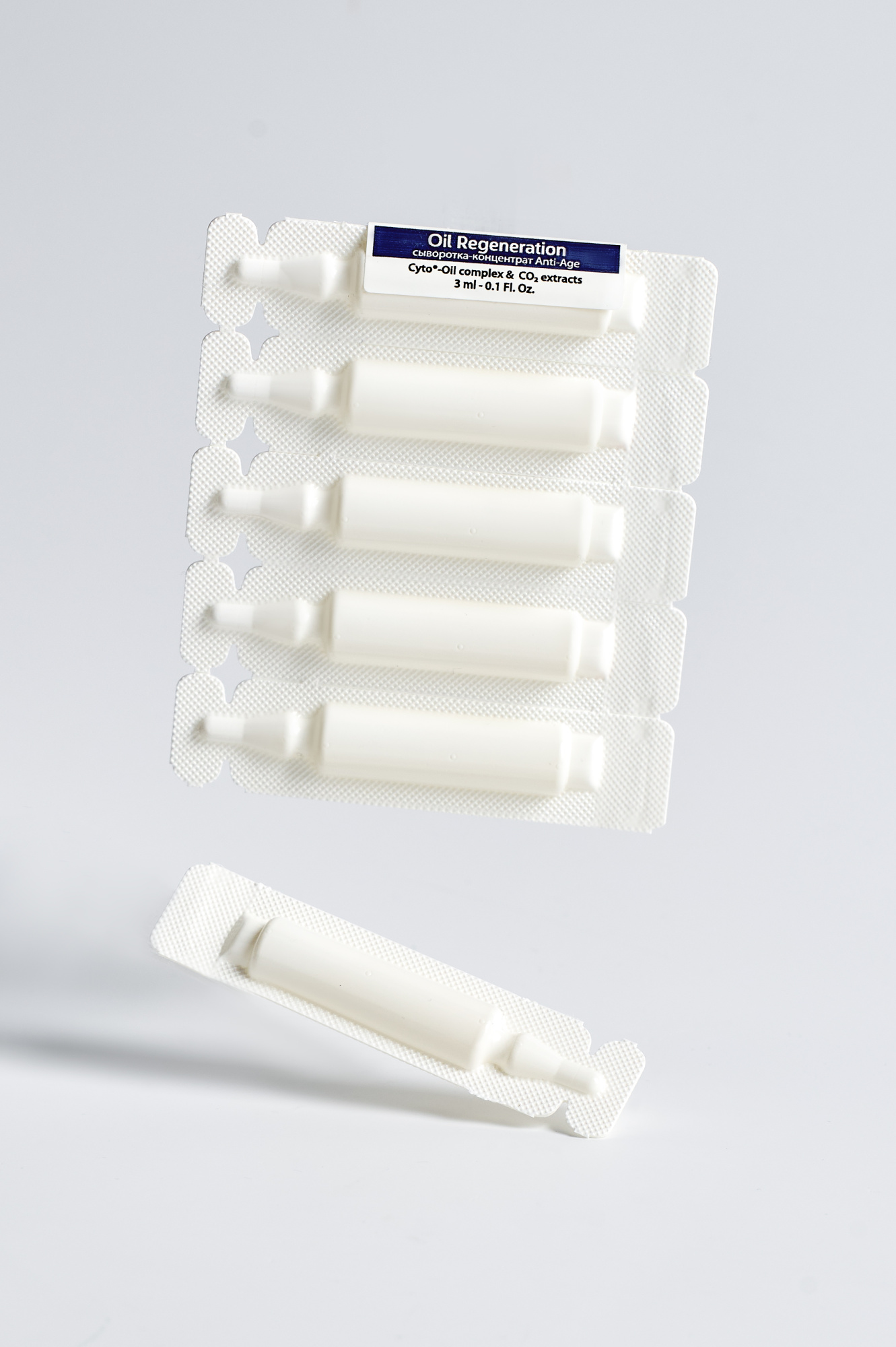 Фото Омолаживающая сыворотка  Oil Regeneration, с эпидермальным фактором роста EGF, курс  10х3 мл