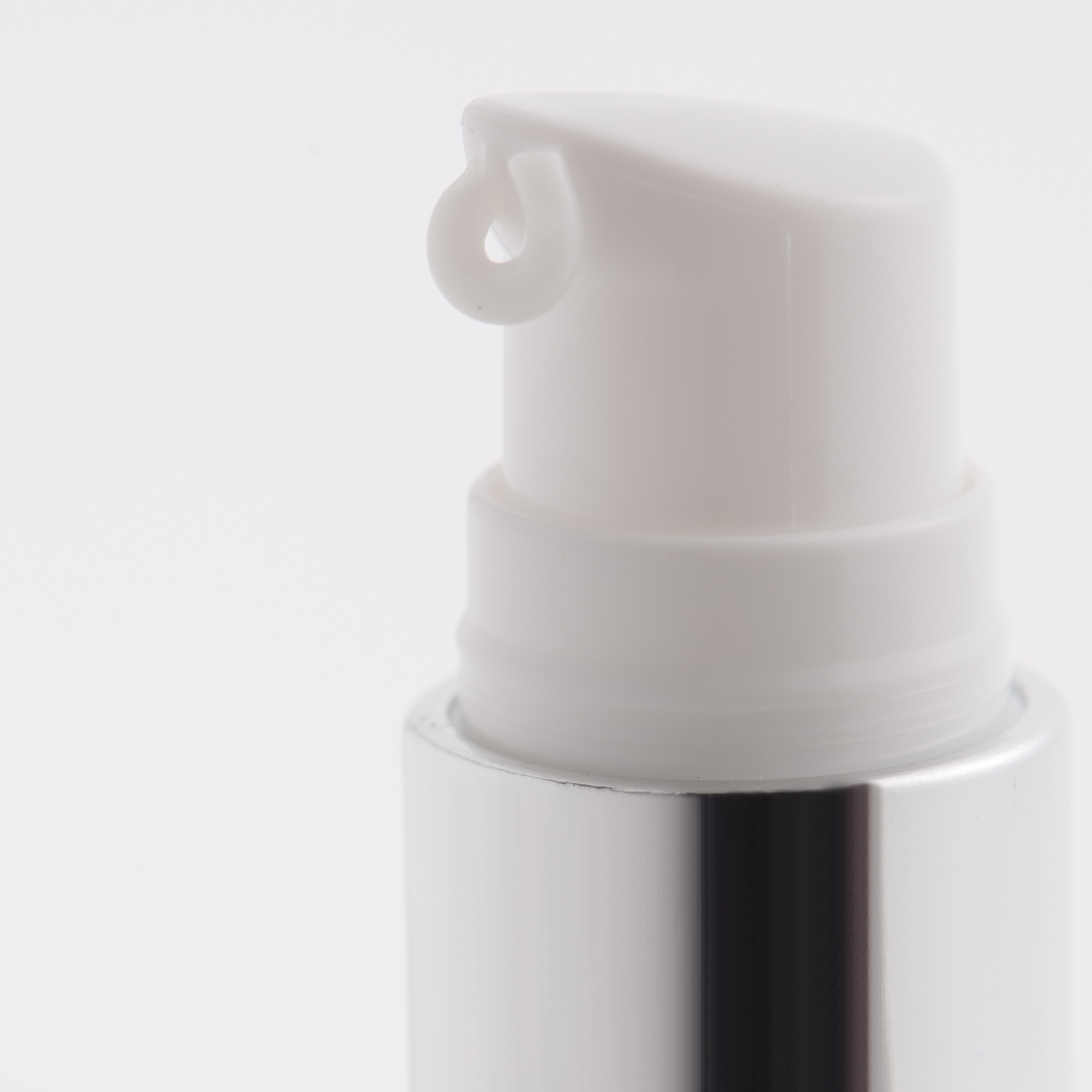 Фото Высокоактивный   крем-лифтинг для кожи вокруг глаз со спикулами Spicule-Infused Eye Lift   Cream