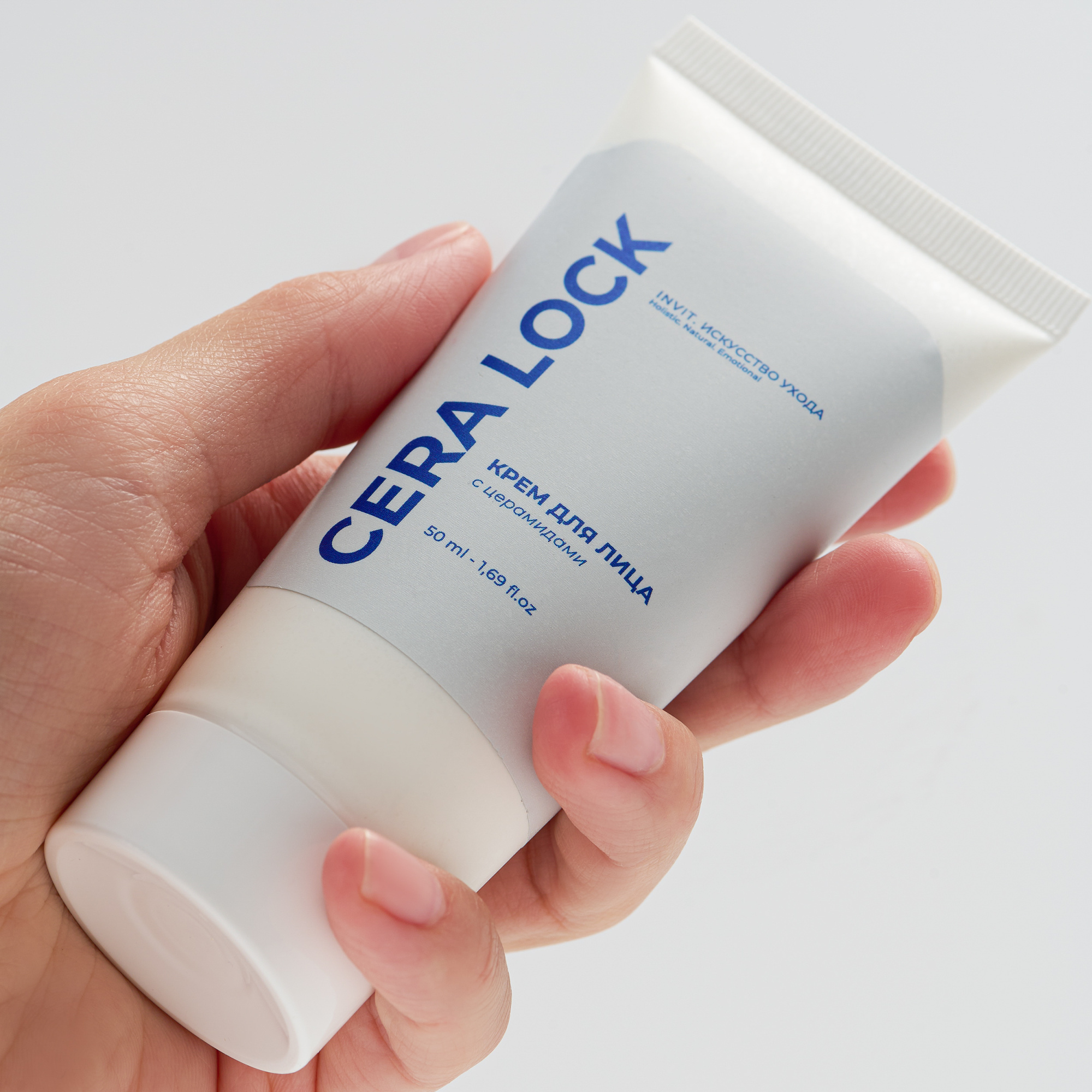 Фото Восстанавливающий крем с церамидами и липидами CERA LOCK